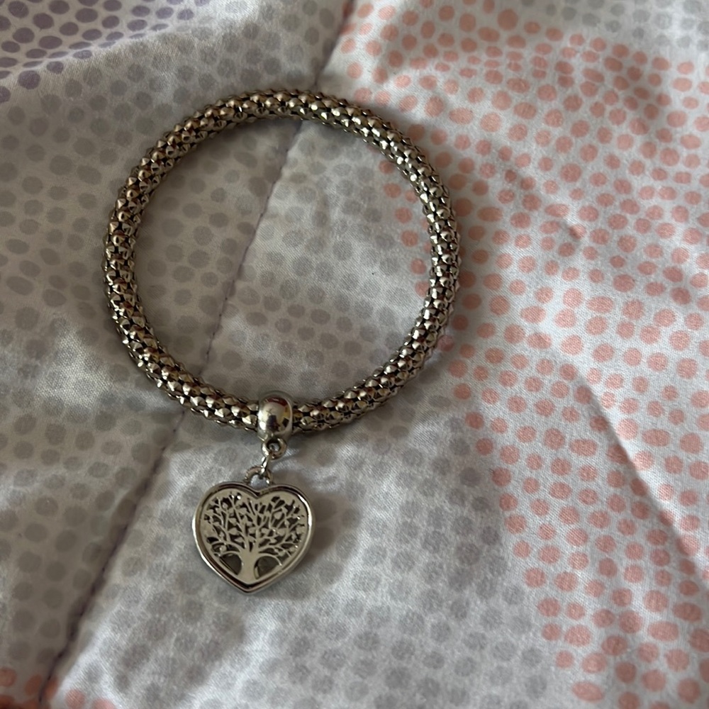 Stretch bracelet